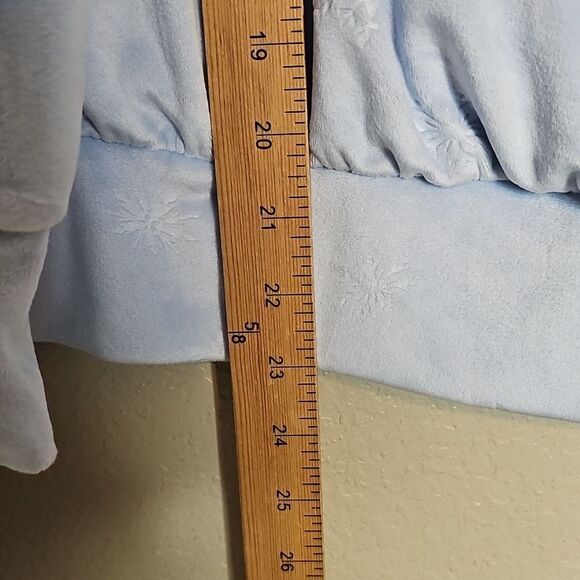 NWT Disney 2X Light Blue Velour Wrap Top Frozen Elsa Sweatshirt - Picture 9 of 11